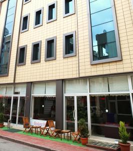 Budova, kde se hotel nachází