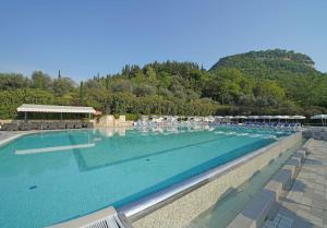 Πισίνα στο ή κοντά στο Hotel La Perla - Bike Hotel
