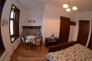 Posteľ alebo postele v izbe v ubytovaní Levendula Porta és Pajtaszínház