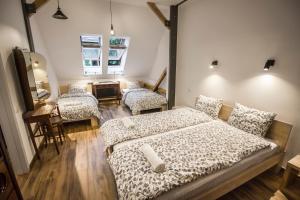 Posteľ alebo postele v izbe v ubytovaní Sewa Apartments