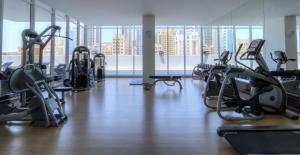 Fitness centrum a/nebo fitness zařízení v ubytování Premier Hotel