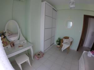 A bathroom at Paliouri Villa Vista al Mar by Luxlikehome