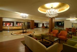 Khu vực lounge/bar tại Taj Deccan