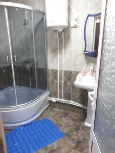 Hotel SUGD & Guest House的一间浴室