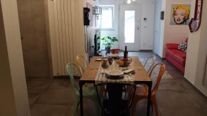 A seating area at The black dog house