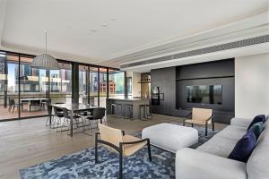 Gallery image of The Eminence Apartments by CLLIX in Melbourne