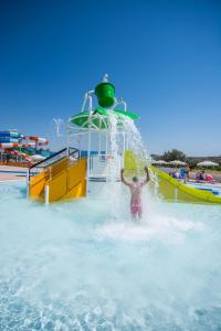 Bazén v ubytování Olive Garden Hotel nebo v jeho okolí