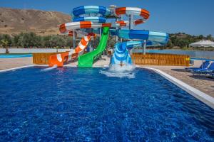 Bazén v ubytování Olive Garden Hotel nebo v jeho okolí