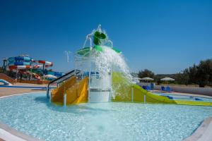 Bazén v ubytování Olive Garden Hotel nebo v jeho okolí