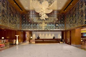 Vstupní hala nebo recepce v ubytování Radisson Gwalior