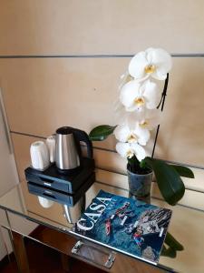 Coffee and tea making facilities at AD Home centro