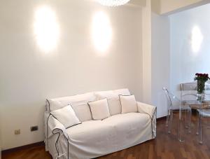 A seating area at AD Home centro
