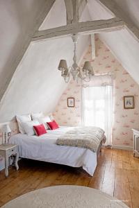 Postel nebo postele na pokoji v ubytování La Devinie + 37 fotografií