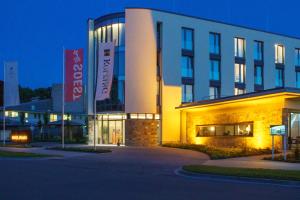 Budova, kde se hotel nachází + 16 fotografií