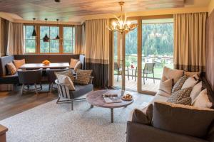 Posedenie v ubytovaní Mountain Spa Residences