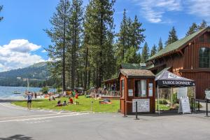 Gallery image of Ski View Majesty in Truckee