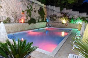 Bazén v ubytování Hotel Timiama nebo v jeho okolí