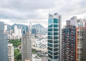 Uma vista geral de Hong Kong ou a vista da cidade a partir do hotel