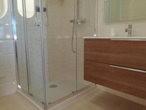 A bathroom at Le Villette - Taormina