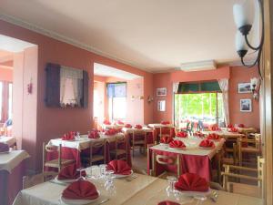 Εστιατόριο ή άλλο μέρος για φαγητό στο Hotel Villa Souvenir
