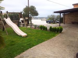 A garden outside Agriturismo Casa degli Archi