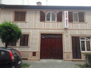 Το κτήριο όπου στεγάζεται  το hostel