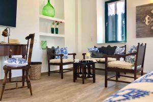 Posedenie v ubytovaní Villa Vager Mani Hotel