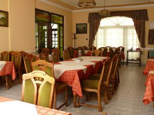 Istumisnurk majutusasutuses Hotel Orchidea