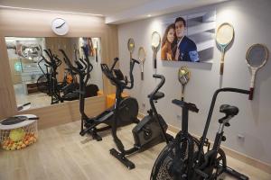 Centrum fitness w obiekcie AGA Tenis Apartments by Radwańska