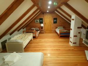 Postel nebo postele na pokoji v ubytování Apartman rico