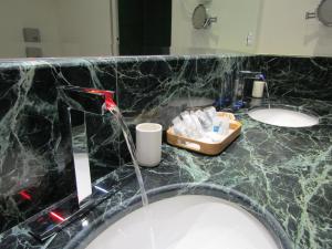 Koupelna v ubytování Hotel Marechiaro