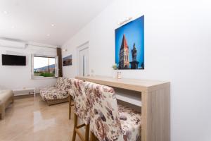 TV a/nebo společenská místnost v ubytování Apartment Sandra