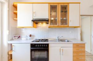 Fotografie z fotogalerie ubytování One-Bedroom Apartment in Crikvenica V v destinaci Sopaljska