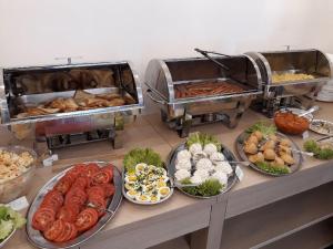Jedlo v ubytovaní bed & breakfast alebo blízkom okolí