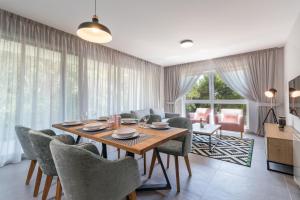 Posedenie v ubytovaní Luxury Apartments Magali 2