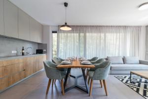 Kuchyňa alebo kuchynka v ubytovaní Luxury Apartments Magali 2