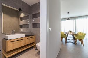 Kuchyňa alebo kuchynka v ubytovaní Luxury Apartments Magali 2