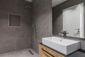 Kúpeľňa v ubytovaní Luxury Apartments Magali 2