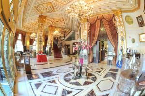 Istumisnurk majutusasutuses Serenada Golden Palace - Boutique Hotel