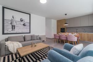 Kuchyň nebo kuchyňský kout v ubytování Luxury Apartments Magali 1