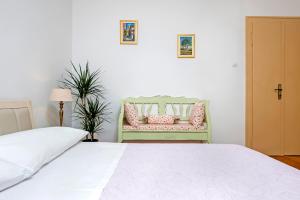 Gallery image of Rosina Sea View Apartment in Rovinj