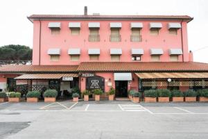 Budova, kde se hotel nachází