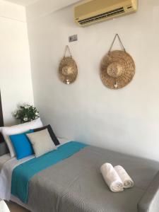 Posteľ alebo postele v izbe v ubytovaní Kima Stegna sea view