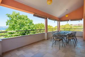 Balkón alebo terasa v ubytovaní Holiday Home Matela