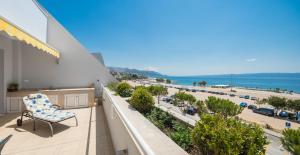 Gallery image of Seaside Apartment Gold 1row in Split