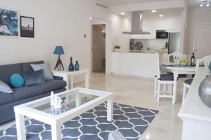 Kuchyň nebo kuchyňský kout v ubytování Lavaderos Suites