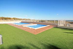 The swimming pool at or close to Alex Sun