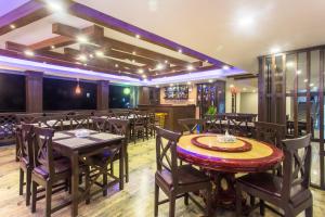 Restoran atau tempat lain untuk makan di Hotel Beijing Lu