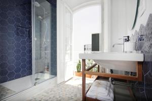 Koupelna v ubytování Casa Bonhomía + 37 fotografií