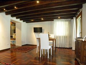 TV a/nebo společenská místnost v ubytování La Felice Canal Grande